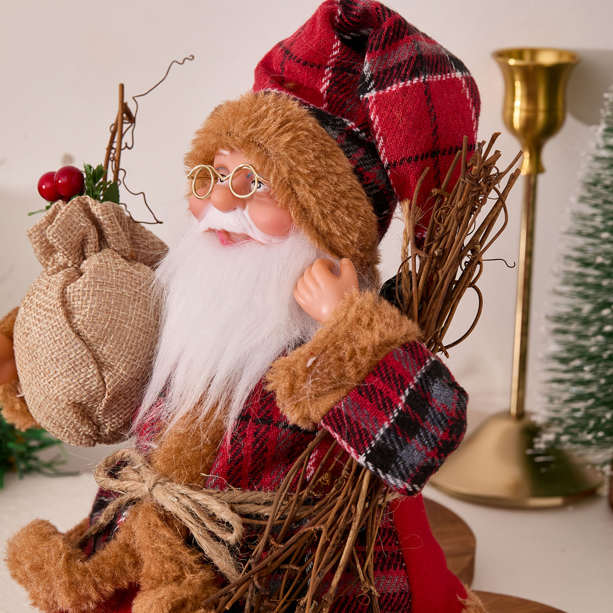 Santa figurine in the silver white finish option