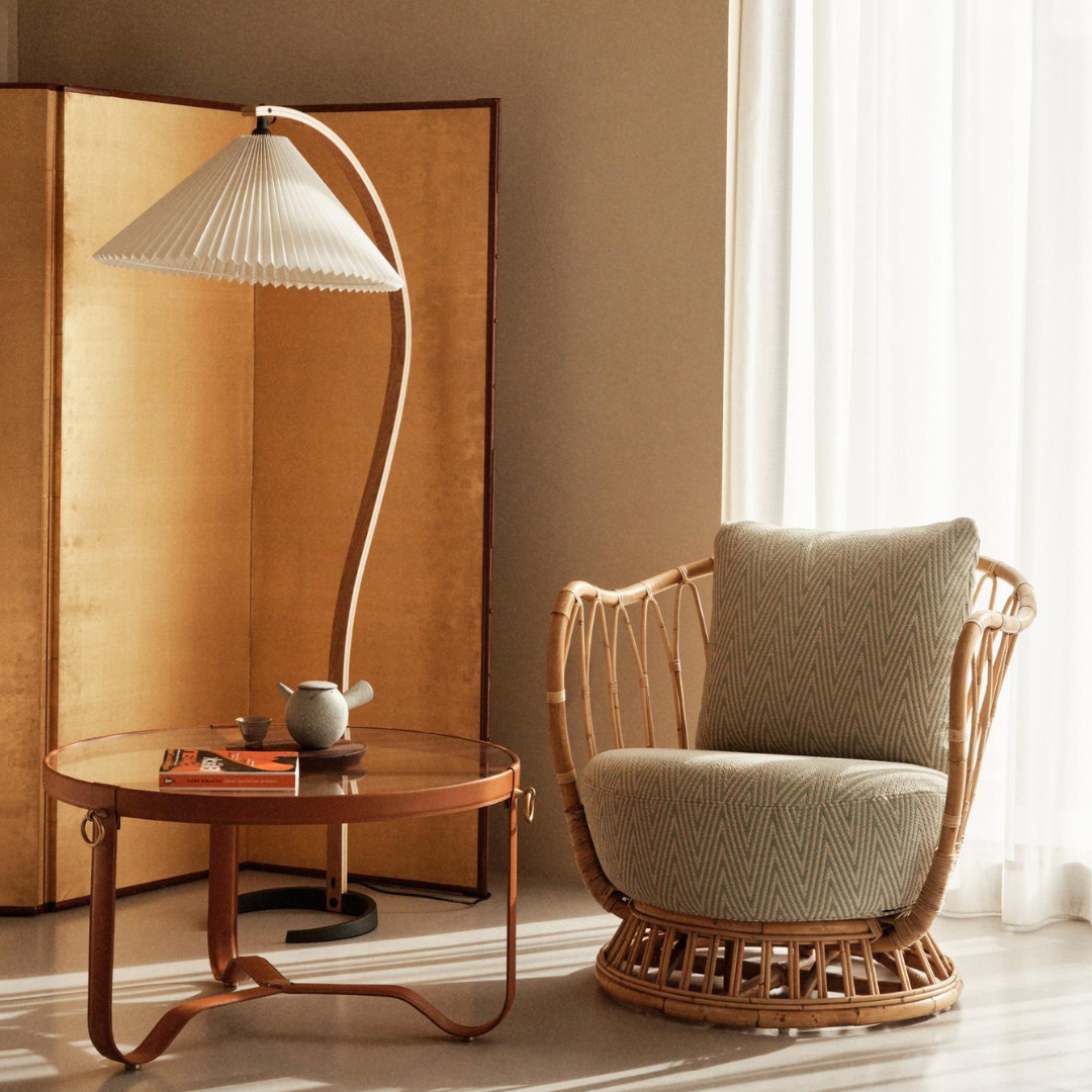 Caprani floor lamp with coffee-colored linen shade detail