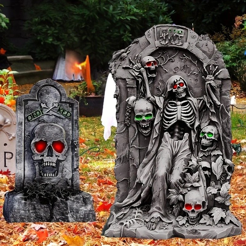 Close-up of the haunted house doors and windows detail
