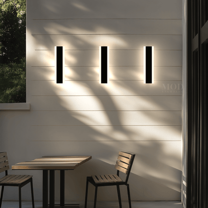 Strela Outdoor LED Wall Light – IP65 Waterproof, 3 Color Temperatures, Remote Dimming