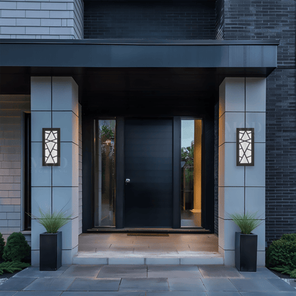 Ukray – Modern Linear LED Outdoor Wall Light, Black, Warm White