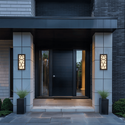 Ukray – Modern Linear LED Outdoor Wall Light, Black, Warm White