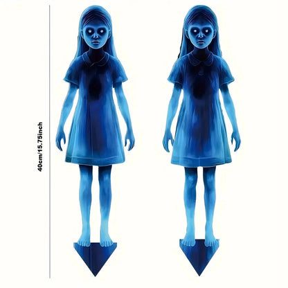 Ghost shaped metal garden stake, 15.7 inches tall