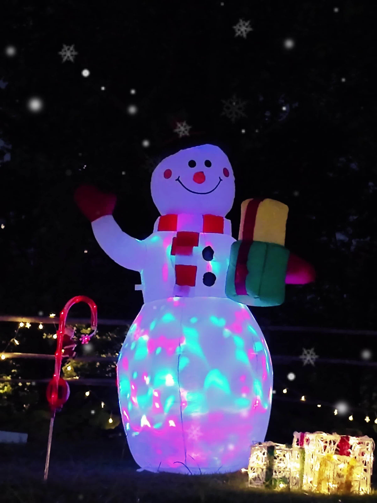 Christmas snowman inflatable with built in LED lighting