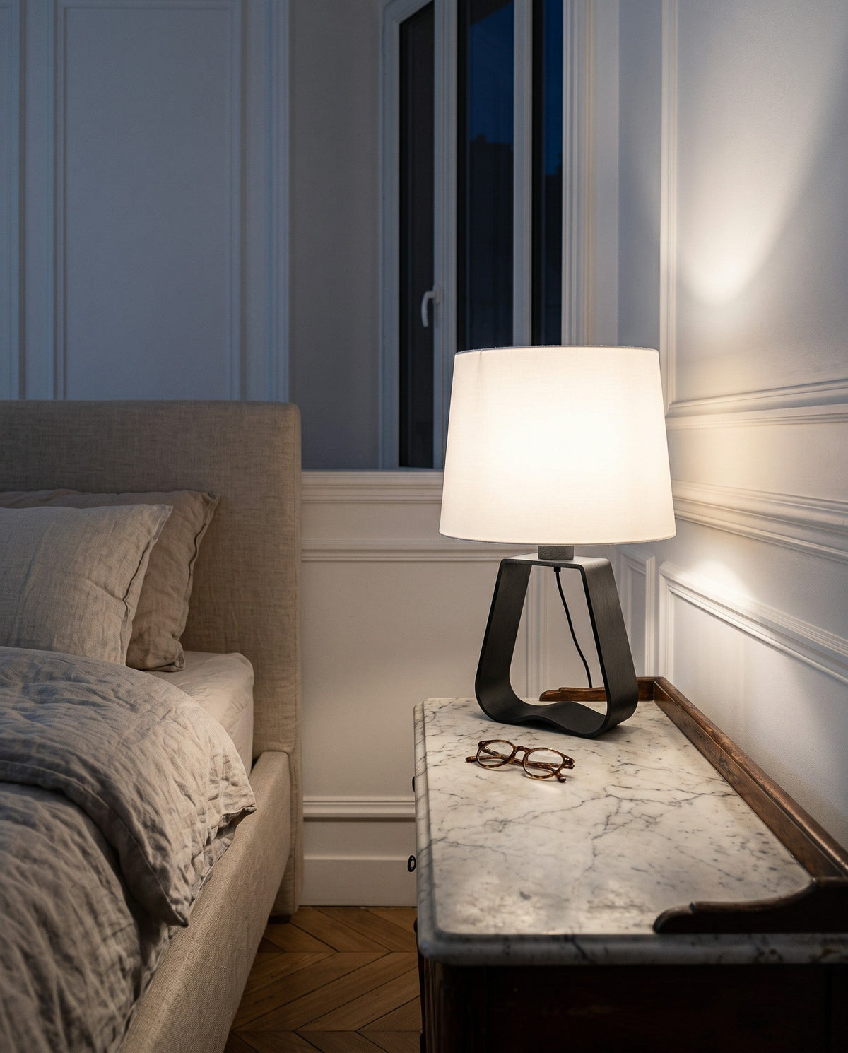 Soren Modern Table Lamp, Bedside Lamp for Bedroom, White Drum Shade, Black Metal Base