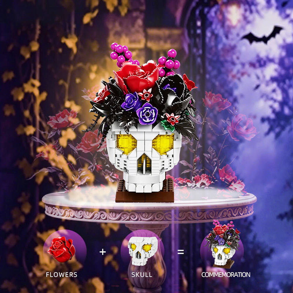 Close-up of skull detail on 551-piece Halloween building block set