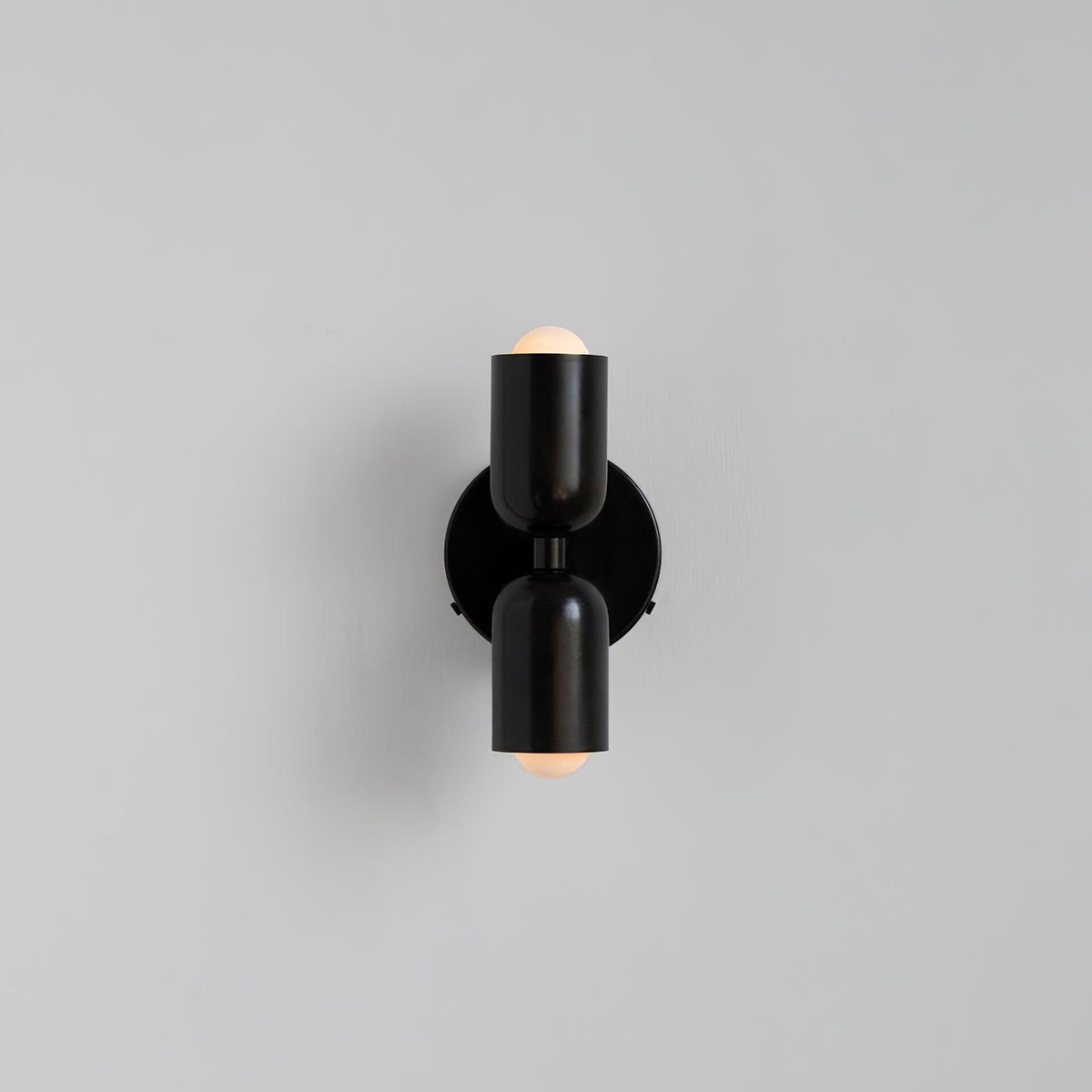 Tavo Double Wall Sconce, Double Wall Lamp with Colored Canopy, 4.7 x 7.9 in, 16 Color Options