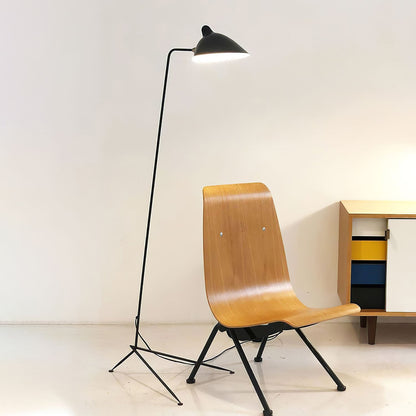 Arm Spider floor lamp brass and aluminum arm detail