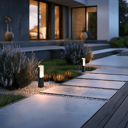 Glade Modern Outdoor Path Light, Aluminum, IP65, Dimmable