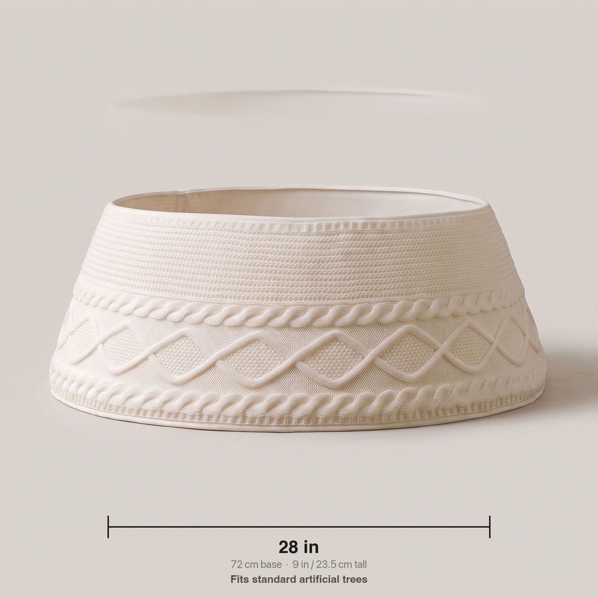 Size: 28 in / 72 cm base, 9 in tall