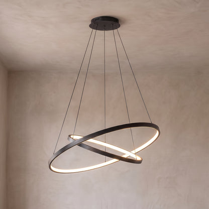 Ivette ring chandelier close-up in black ash with 2 rings