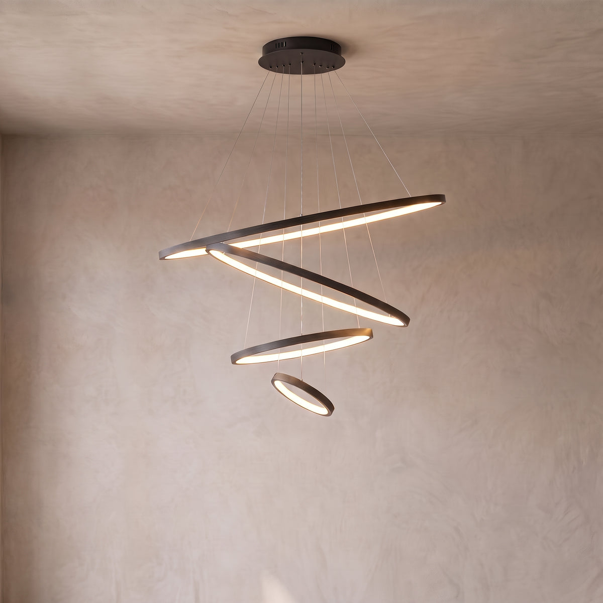 Ivette ring chandelier close-up in black ash with 4 rings