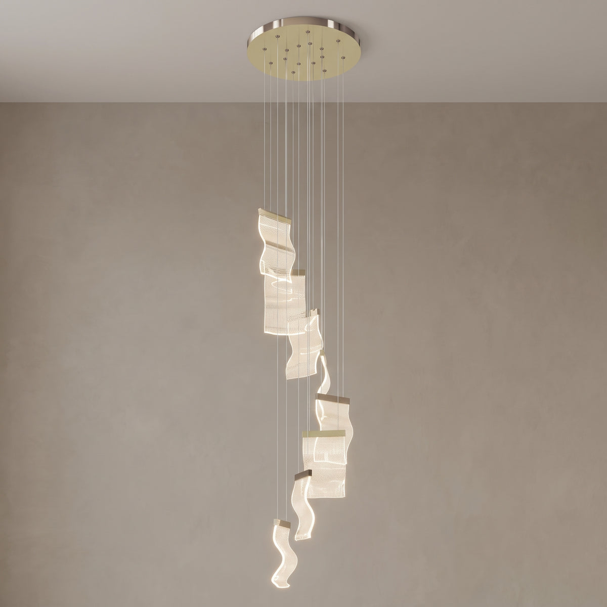 Nyra cascading chandelier, 8 lights, Metallic Gold, close-up