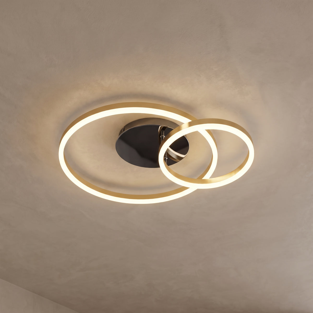 Ondine circle ring ceiling light close-up in metallic gold with 2 rings