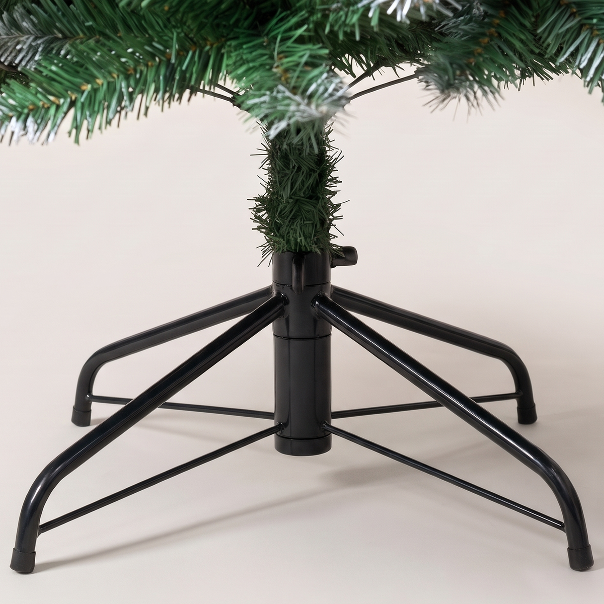 Close-up of the black folding metal tree stand