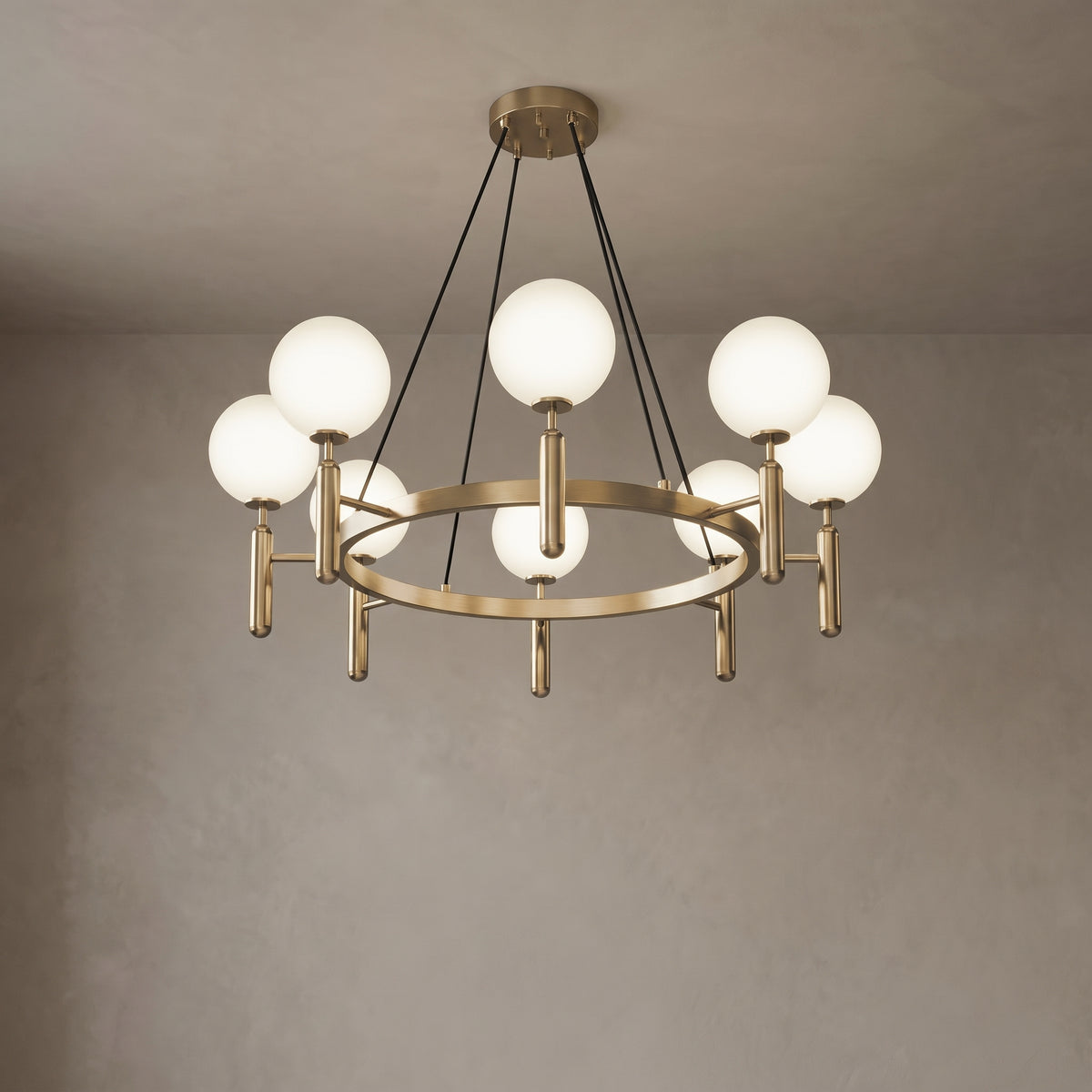 Solenne brass chandelier, Round base with 8 lights, close-up